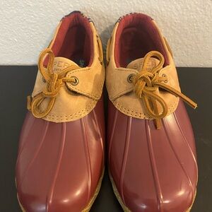 Sperry Tan and Red Winter Boots with Waterproof Design sz 8.5‎ women